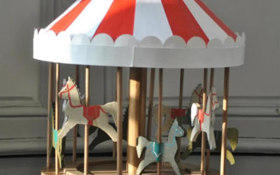 Manège en carton animé !